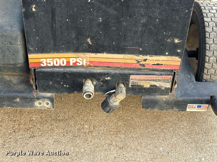image for item EU0536 MI-T-M HSP-3504-3MGH pressure washer