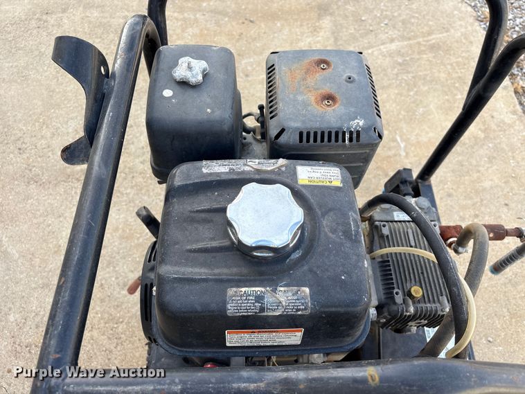 image for item EU0536 MI-T-M HSP-3504-3MGH pressure washer