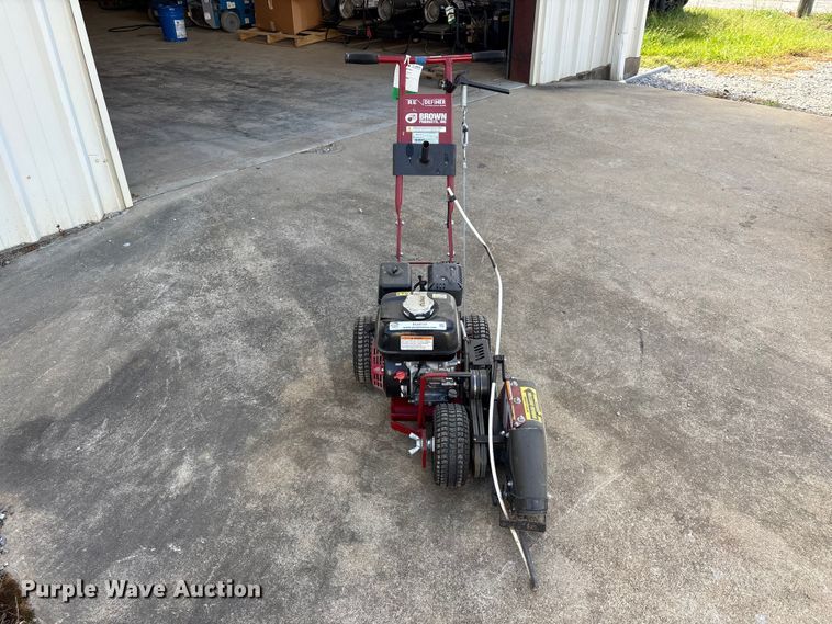 image for item EU0538 Brown  Redefiner R460HA trencher