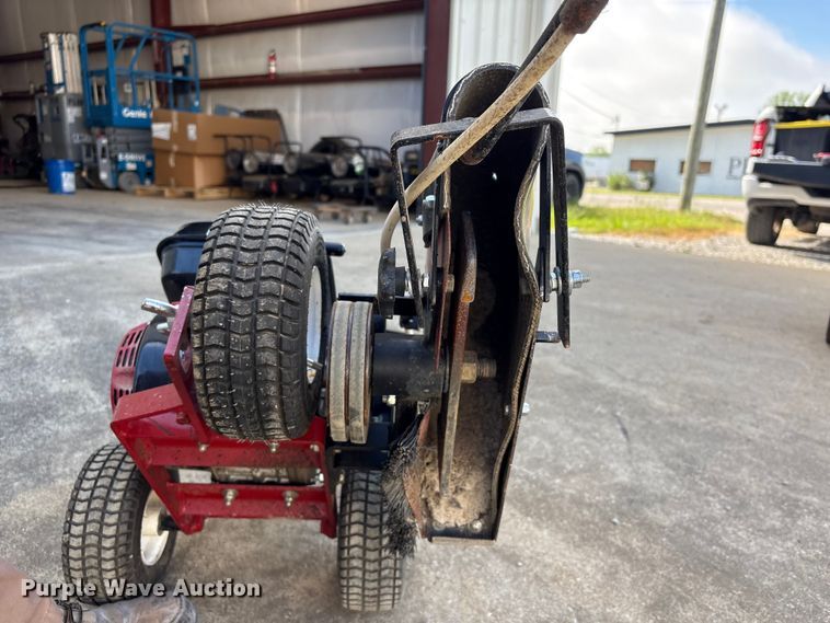 image for item EU0538 Brown  Redefiner R460HA trencher