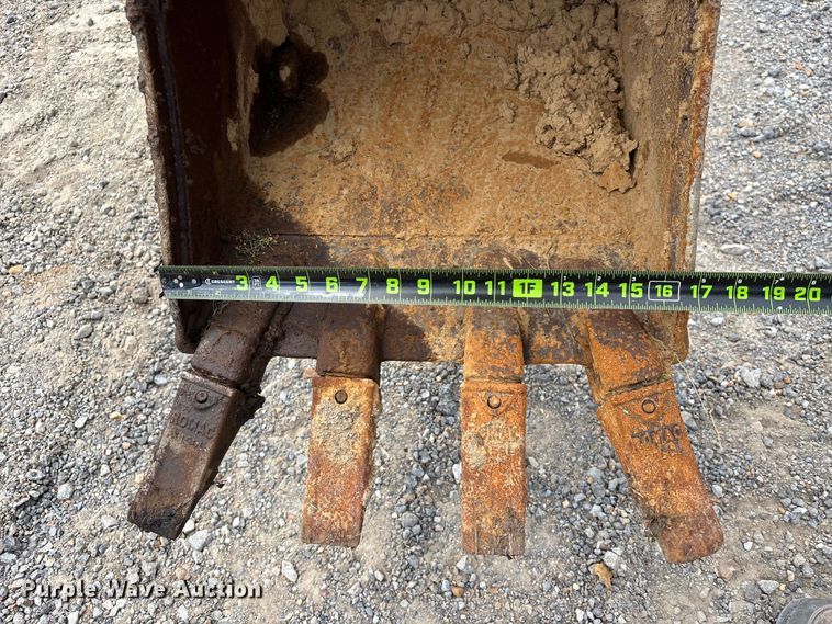 image for item EU0539 2021 John Deere 30G mini excavator