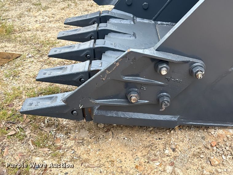 image for item EU0569 Smart Charm SCGB200-CAT320D-42GP excavator bucket