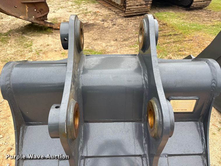 image for item EU0569 Smart Charm SCGB200-CAT320D-42GP excavator bucket