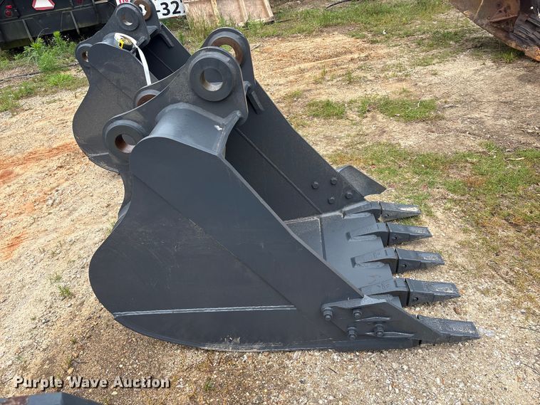 image for item EU0570 Smart Charm SCGB200-CAT320D-42GP excavator bucket