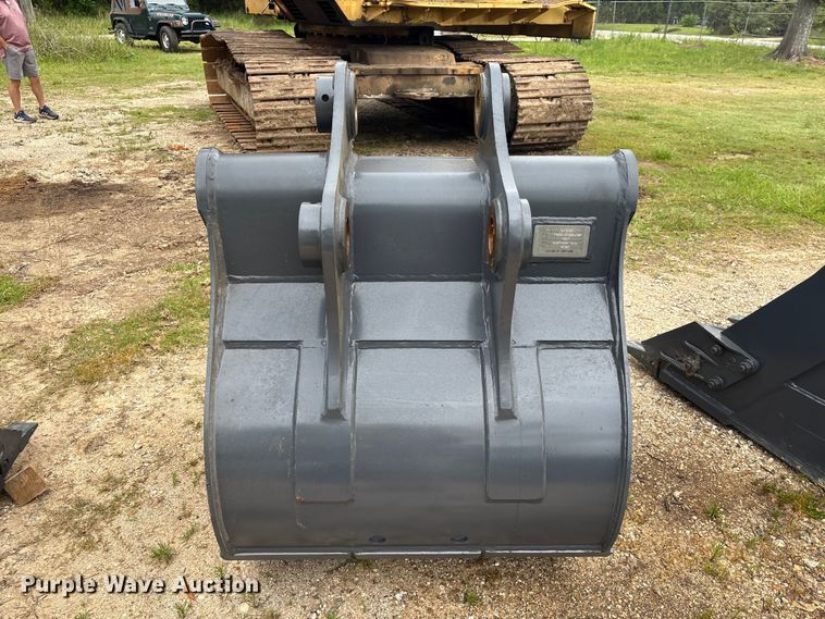 image for item EU0570 Smart Charm SCGB200-CAT320D-42GP excavator bucket