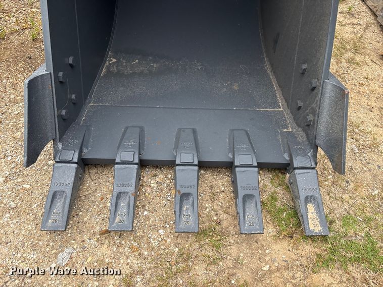 image for item EU0570 Smart Charm SCGB200-CAT320D-42GP excavator bucket