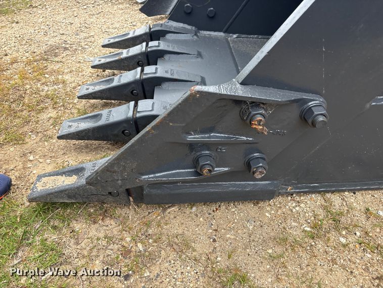 image for item EU0570 Smart Charm SCGB200-CAT320D-42GP excavator bucket