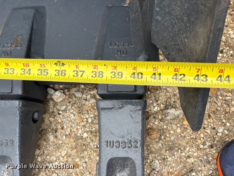 image for item EU0571 Smart Charm SCGB200-CAT320D-42GP excavator bucket