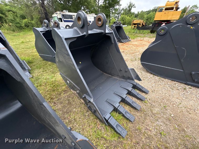 image for item EU0572 Smart Charm SCGB200-CAT320D-42GP excavator bucket