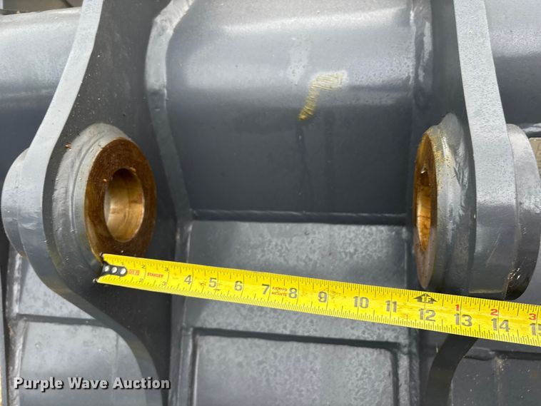 image for item EU0572 Smart Charm SCGB200-CAT320D-42GP excavator bucket