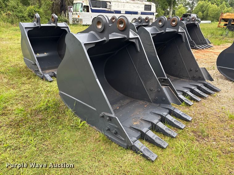 image for item EU0573 Smart Charm SCGB200-CAT320D-42GP excavator bucket