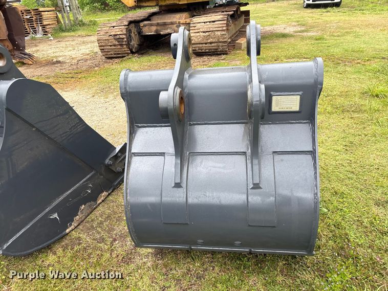 image for item EU0573 Smart Charm SCGB200-CAT320D-42GP excavator bucket