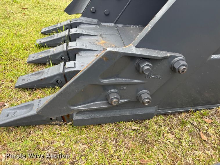 image for item EU0573 Smart Charm SCGB200-CAT320D-42GP excavator bucket