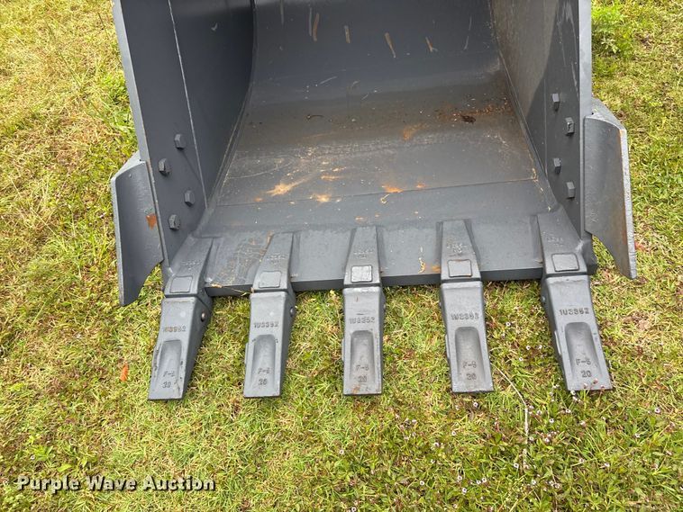 image for item EU0574 Smart Charm SCGB200-CAT320D-42GP excavator bucket