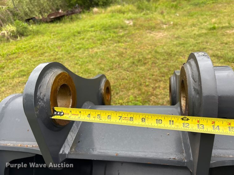 image for item EU0574 Smart Charm SCGB200-CAT320D-42GP excavator bucket