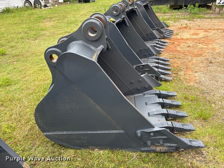 image for item EU0575 Smart Charm SCGB200-CAT320D-42GP excavator bucket