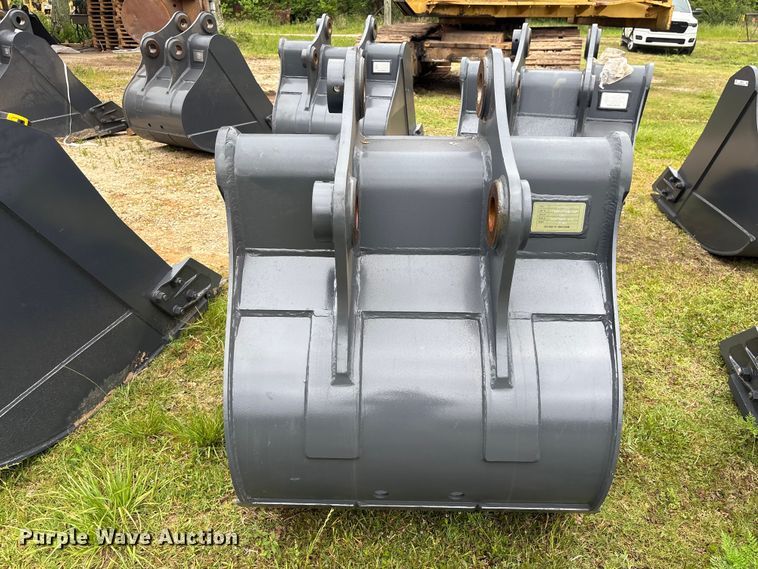 image for item EU0575 Smart Charm SCGB200-CAT320D-42GP excavator bucket