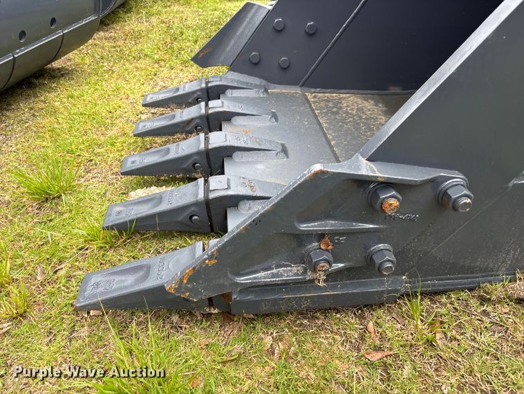 image for item EU0575 Smart Charm SCGB200-CAT320D-42GP excavator bucket