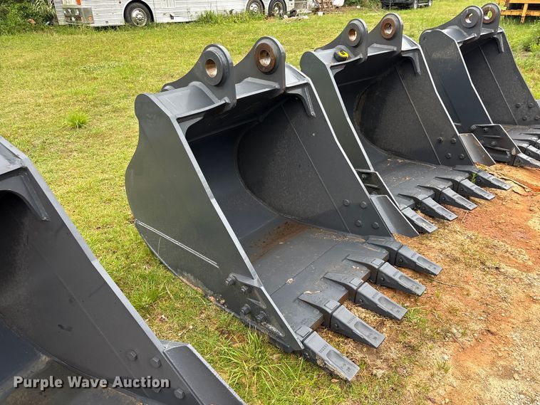 image for item EU0576 Smart Charm SCGB200-CAT320D-42GP excavator bucket