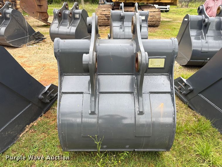 image for item EU0576 Smart Charm SCGB200-CAT320D-42GP excavator bucket