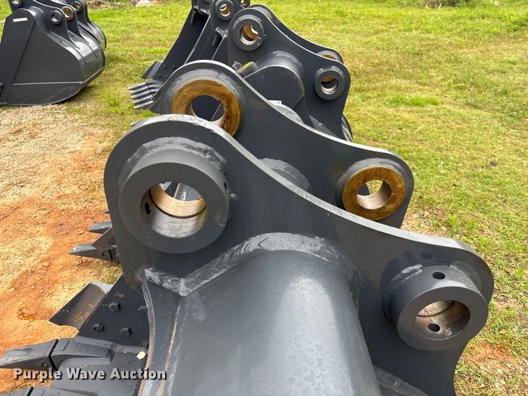 image for item EU0578 Smart Charm TTB200-CAT320D-42GP excavator bucket
