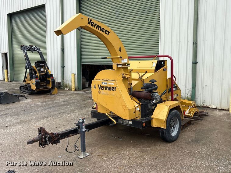 image for item EU5511 2016 Vermeer BC900XL wood chipper