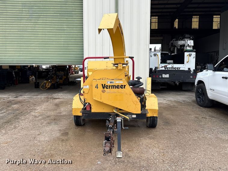 image for item EU5511 2016 Vermeer BC900XL wood chipper