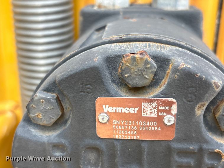 image for item EU5511 2016 Vermeer BC900XL wood chipper