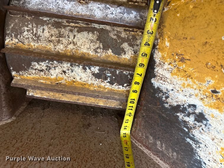 image for item EU5511 2016 Vermeer BC900XL wood chipper