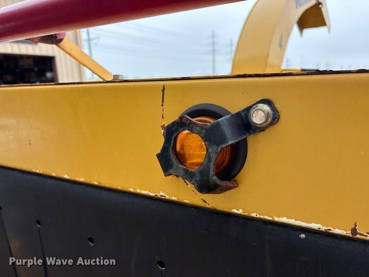 image for item EU5511 2016 Vermeer BC900XL wood chipper