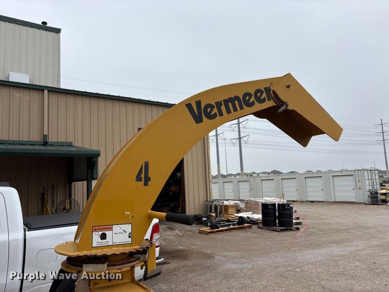 image for item EU5511 2016 Vermeer BC900XL wood chipper