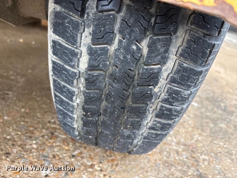 image for item EU5511 2016 Vermeer BC900XL wood chipper