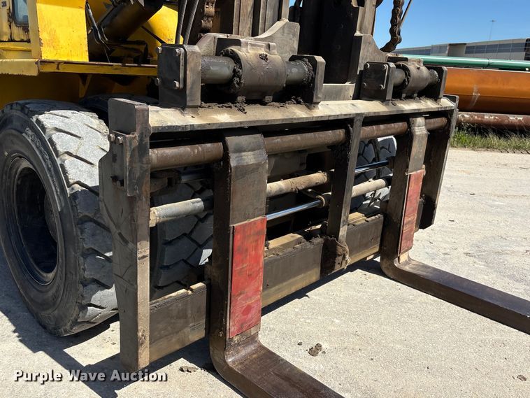 image for item EU7483 Hyundai 160D-7E forklift