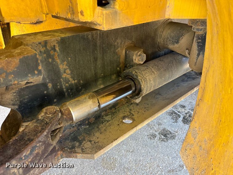 image for item EU7483 Hyundai 160D-7E forklift