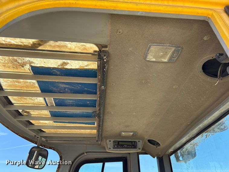 image for item EU7483 Hyundai 160D-7E forklift