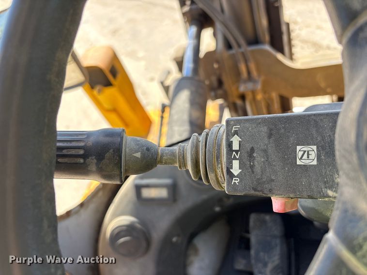 image for item EU7483 Hyundai 160D-7E forklift