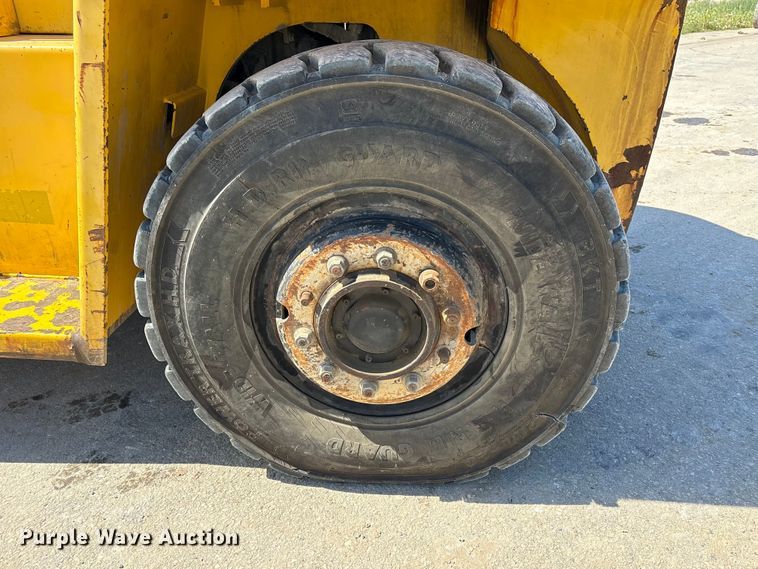 image for item EU7483 Hyundai 160D-7E forklift