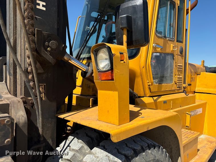 image for item EU7484 Hyundai 160D-7E forklift