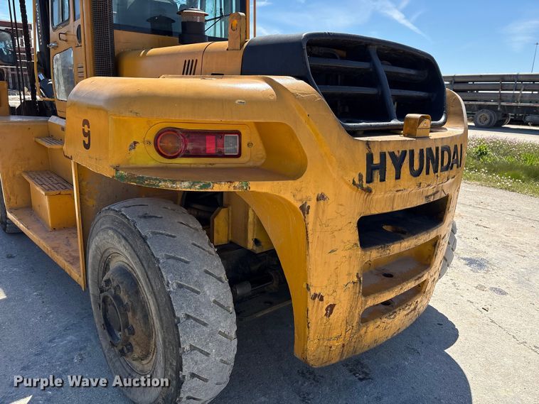 image for item EU7484 Hyundai 160D-7E forklift