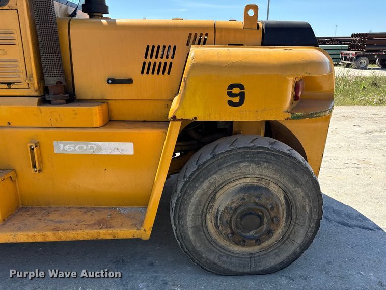 image for item EU7484 Hyundai 160D-7E forklift