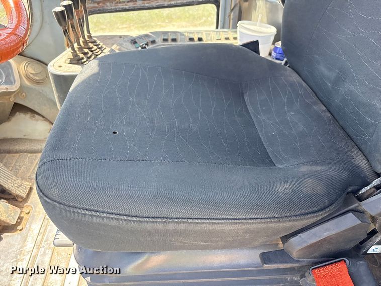 image for item EU7484 Hyundai 160D-7E forklift