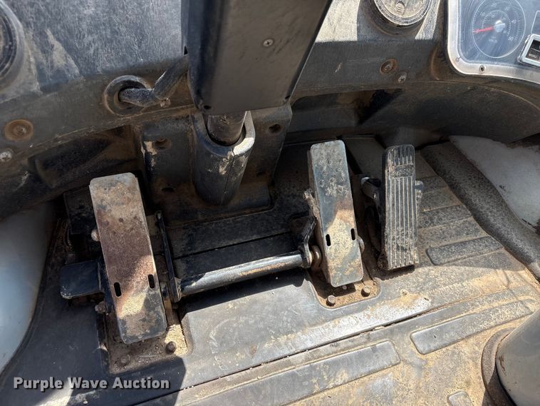 image for item EU7484 Hyundai 160D-7E forklift