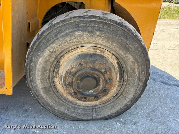 image for item EU7484 Hyundai 160D-7E forklift
