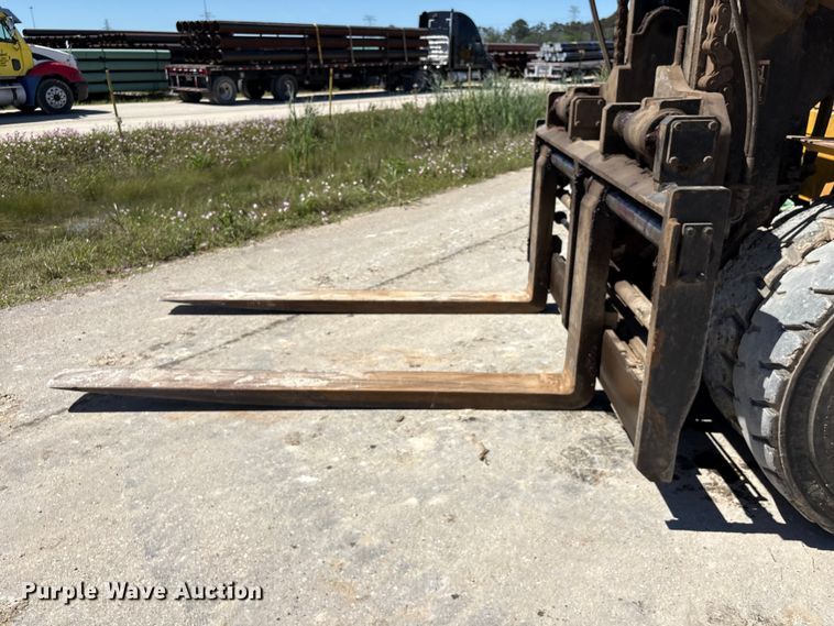image for item EU7485 Hyundai 160D-7E forklift
