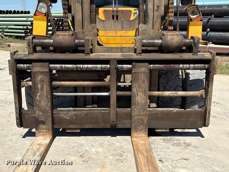 image for item EU7485 Hyundai 160D-7E forklift
