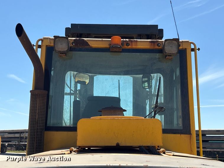 image for item EU7485 Hyundai 160D-7E forklift