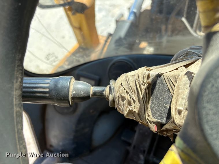 image for item EU7485 Hyundai 160D-7E forklift