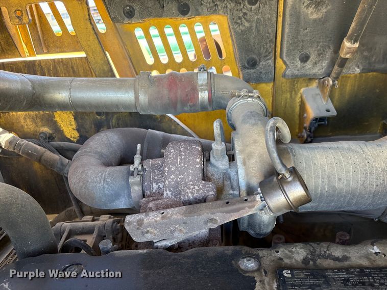 image for item EU7485 Hyundai 160D-7E forklift