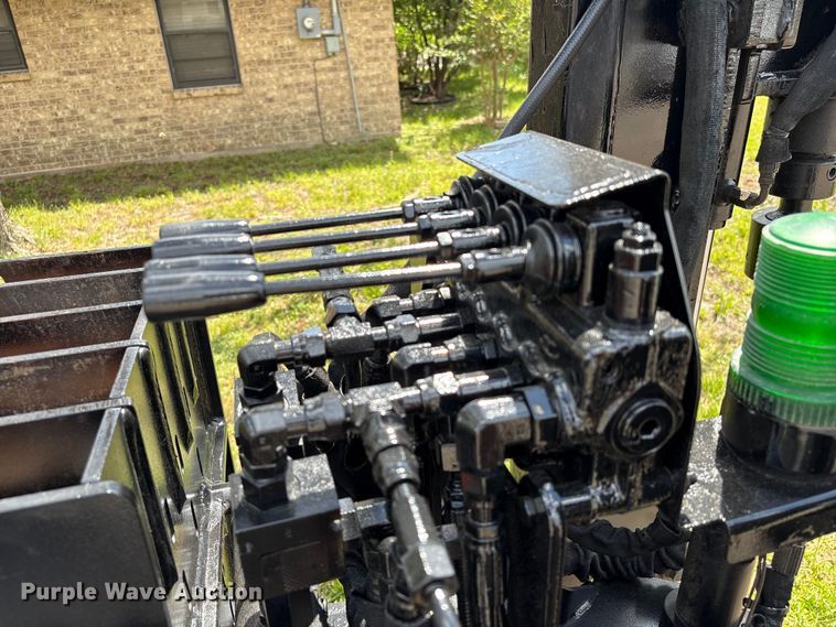 image for item EU7488 2013 Ditch Witch JT20XP directional boring unit