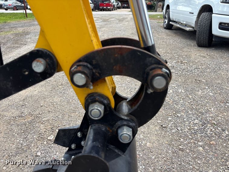 image for item EU7489 2024 PowerX PX10-L mini excavator